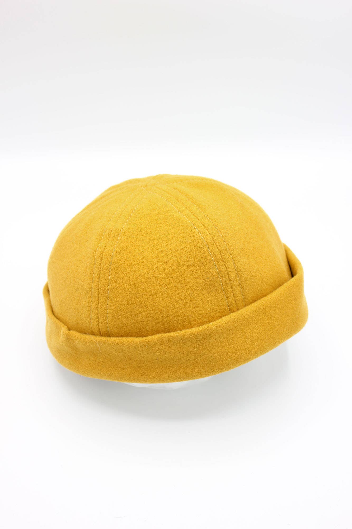 Hologramme Paris - Wholesale Beanie - Women's - Portuguese Breton Wool Blend Miki Docker Hat12