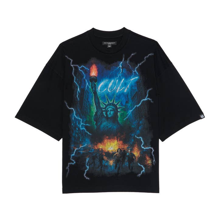 Cult's Oversized Tee "Big Apple" in Black for wholesale by Cult of Individuality