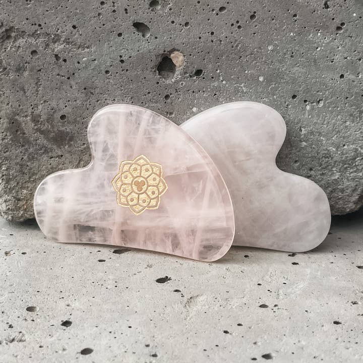 Gua Sha Heart – Rose quartz for wholesale by Robyn Lilley