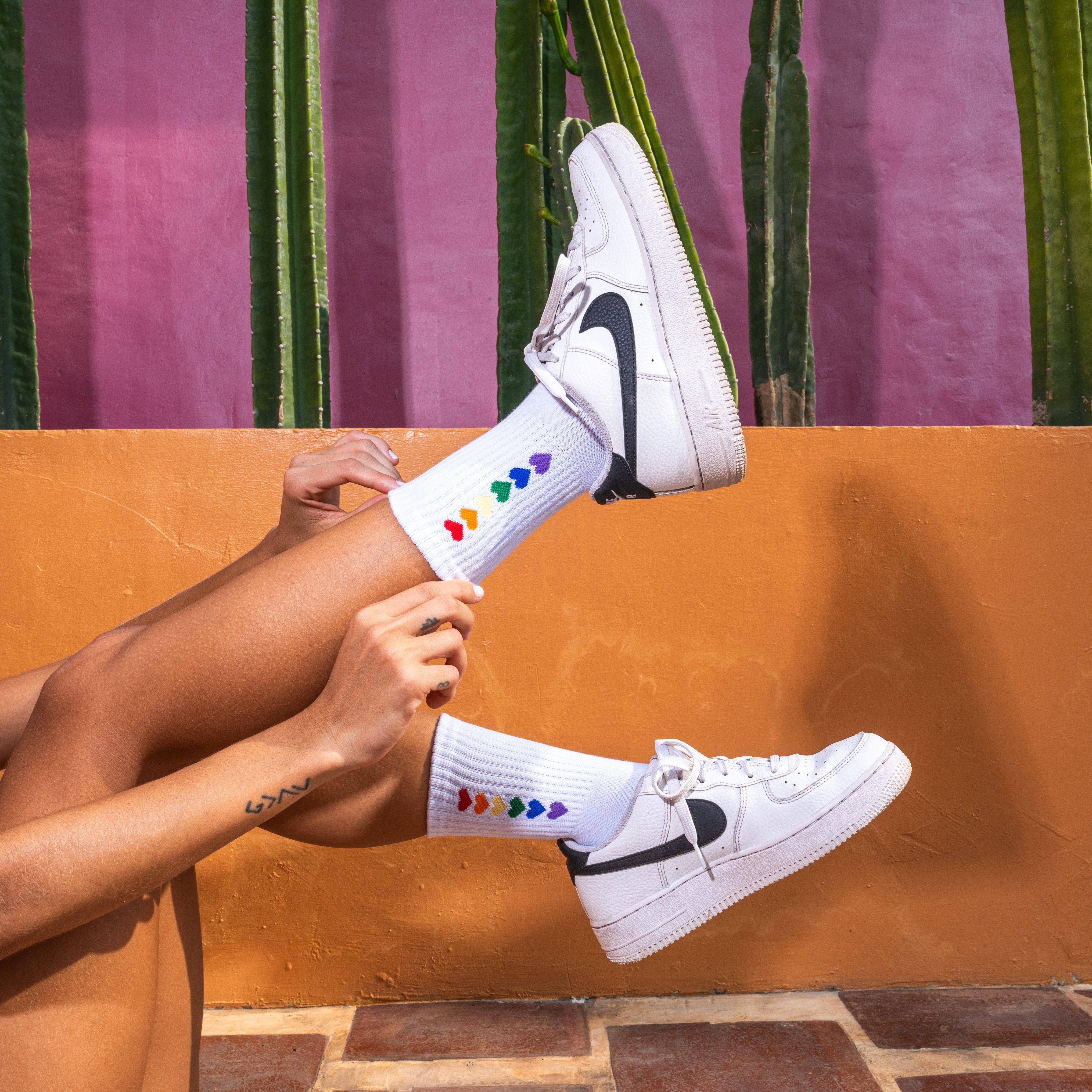 Made By Nami - Vente Chaussettes – unisexe - Chaussettes | Petits Cœurs Arc-en-ciel2