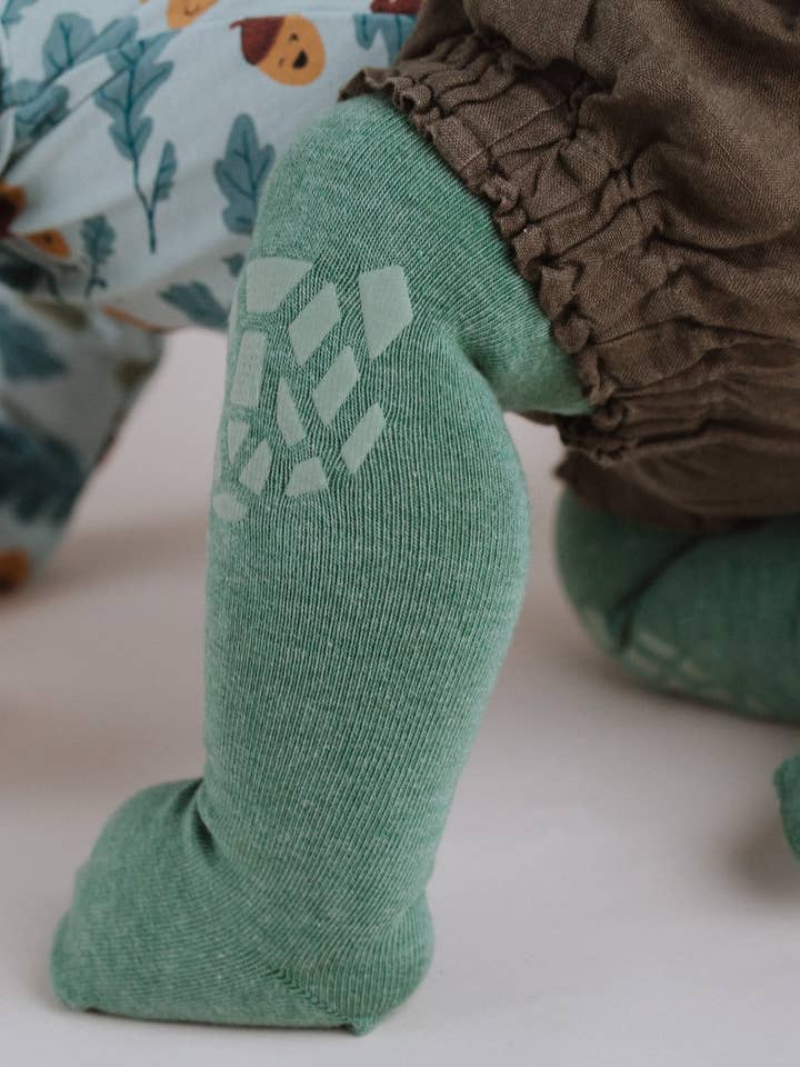 Olie the Curious - Wholesale Socks - Kids - Green Forest Tales Crawling Tight8