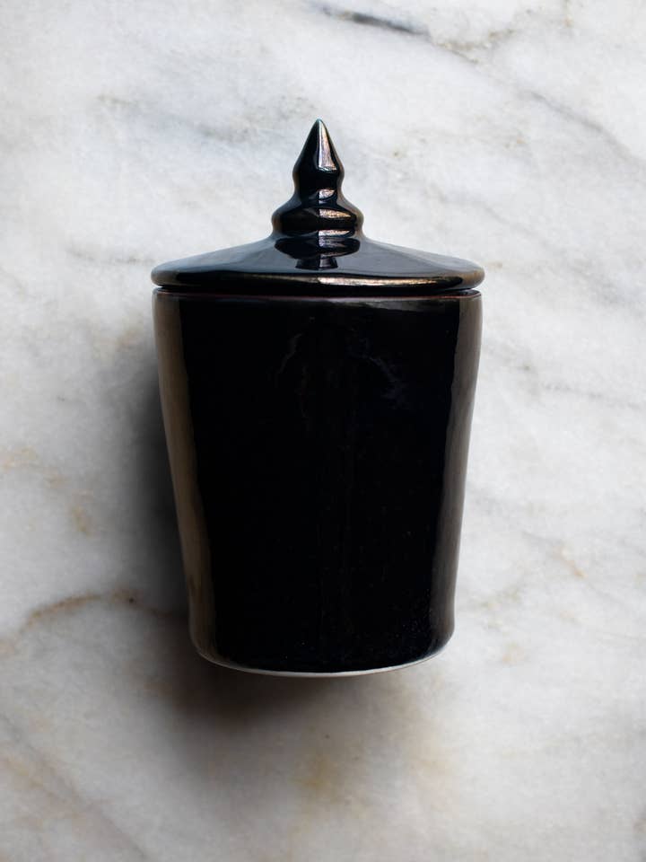 The Pot for wholesale by QuiAmet