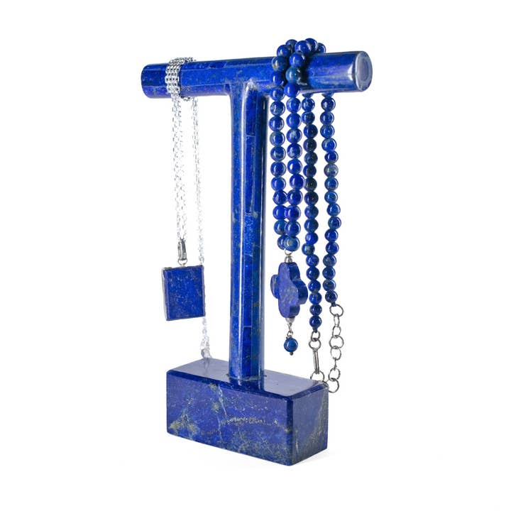 Présentoir à bijoux unique en lapis-lazuli naturel et serpentine verte – idéal pour boucles d’oreilles et accessoires, cadeau déco maison pour la vente par KUCHI LUXURY