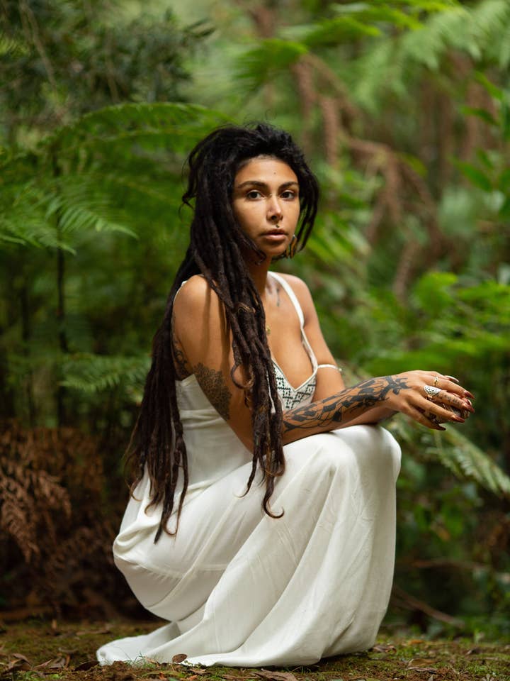 Arya Clothing - Wholesale Dress – Women's - Traditional Linen Dress - White (Black Stitching)2