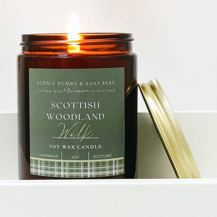 Scottish Woodland Walk sojaljus för wholesale av BONNIE BOMBS AND SOAP BARS