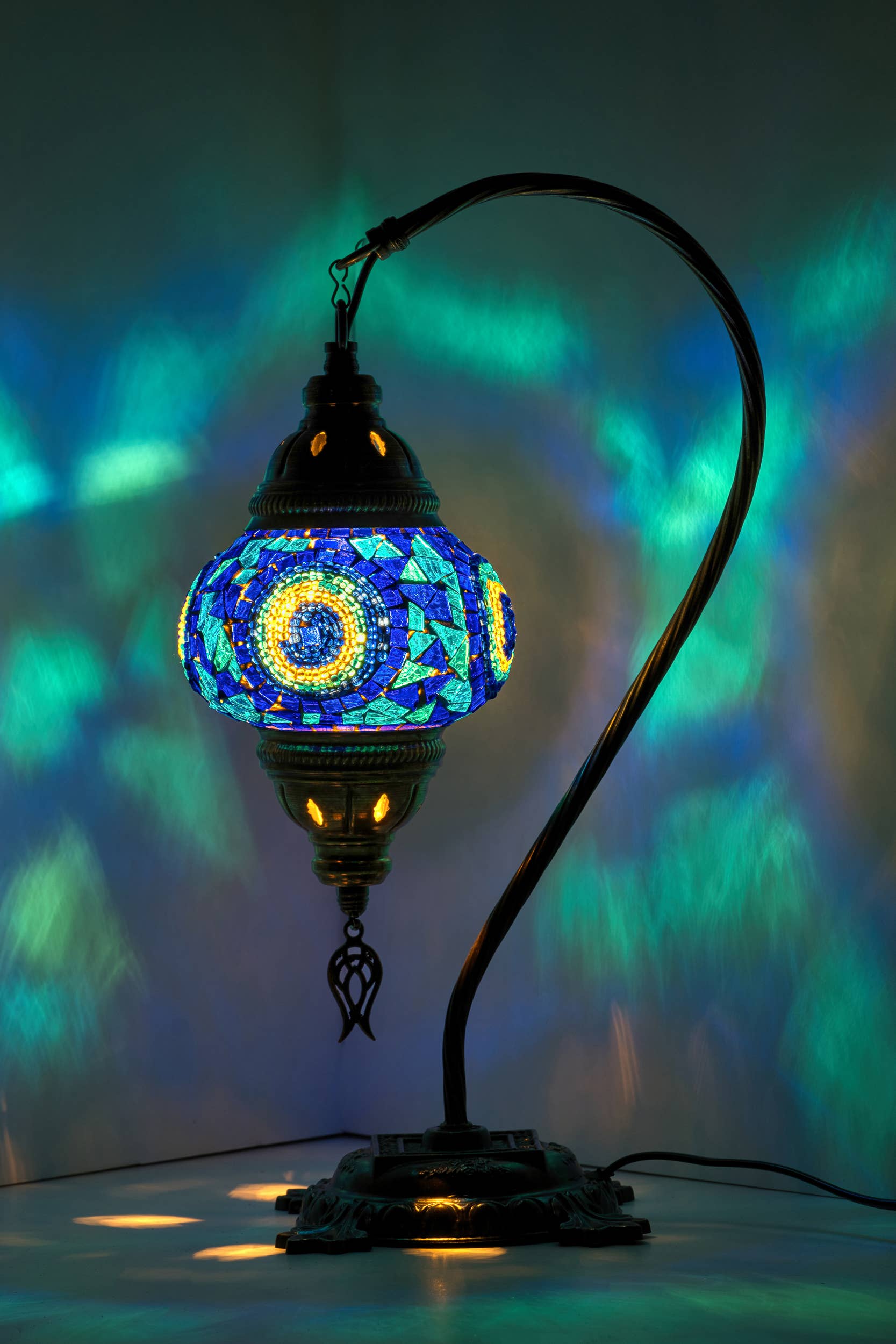 KAFTHAN - Wholesale Accent/Desk Lamp - Swan Neck Mosaic Lamps | Christmas & Holiday Decor Lighting9