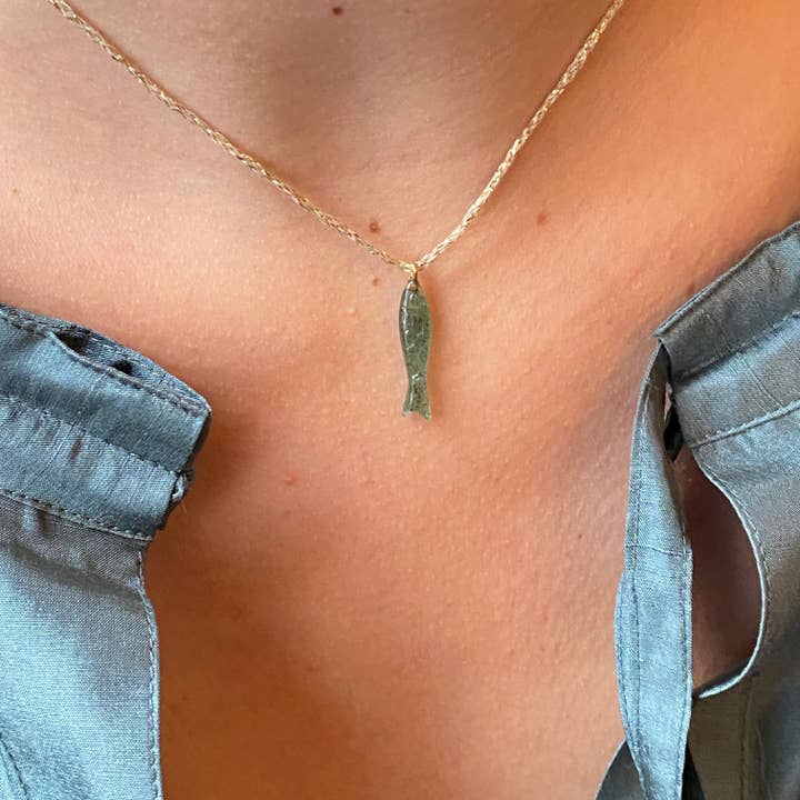 Sophie Deschamps Bijoux - Wholesale Pendant/Charm Necklace - Aventurine stone fish necklace - Salmon (CAT91mini)