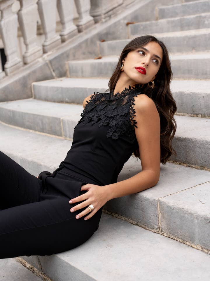 LULUMARY - Wholesale Blouse - Women's - Top with lace H694