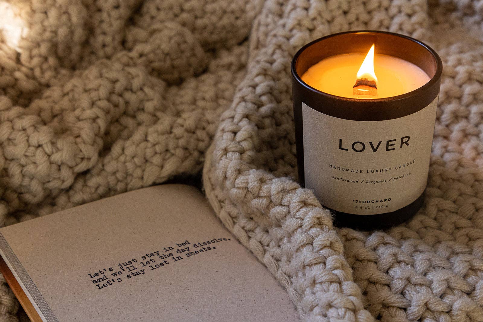 17 & Orchard Candle Co. – wholesale Burkljus – LOVER Sandelträ Bergamot Patchouli ljus1