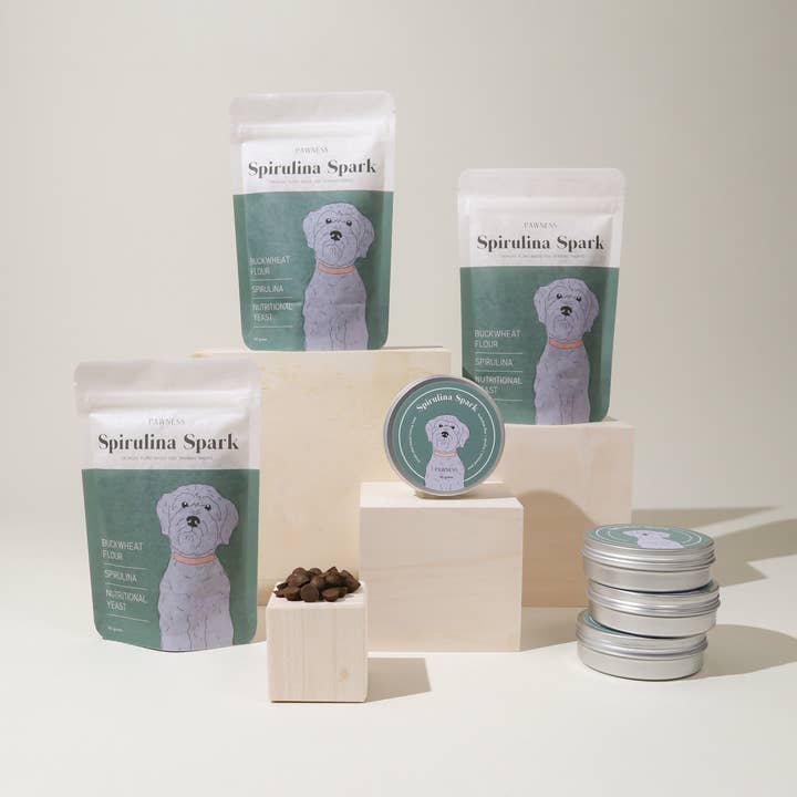 Hundegodbidder Spirulina Spark - Plantebaseret & ovnbagt for engroshandel hos Pawness