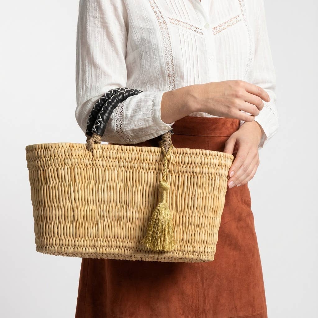 Melecraft – wholesale Basket – Woven Reed Market Basket Tote - Black Leather & Gold Tassel2