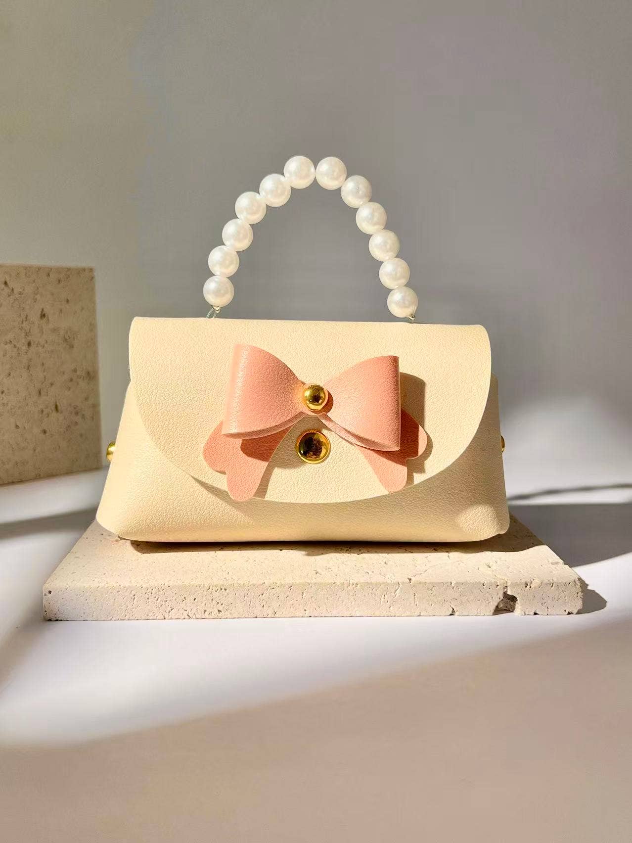 COSMOS – Saco de presente por atacado – Mini Saco de Presente Chique e Fofo com Pérolas e Laço Elegante0