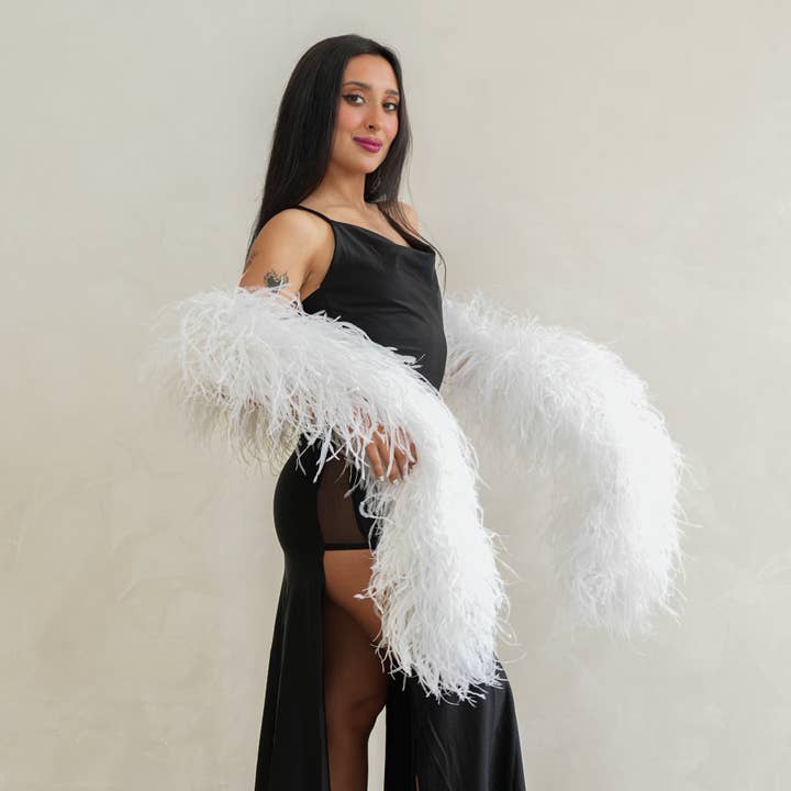 White 10 Ply Ostrich Feather Boa for wholesale by Zucker Feather Products