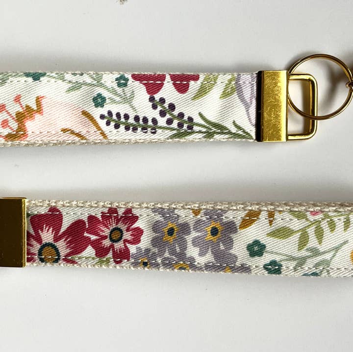 Westmoreland Place - Wholesale Keychain - Women's - Key Fob Wristlet - Garden Party