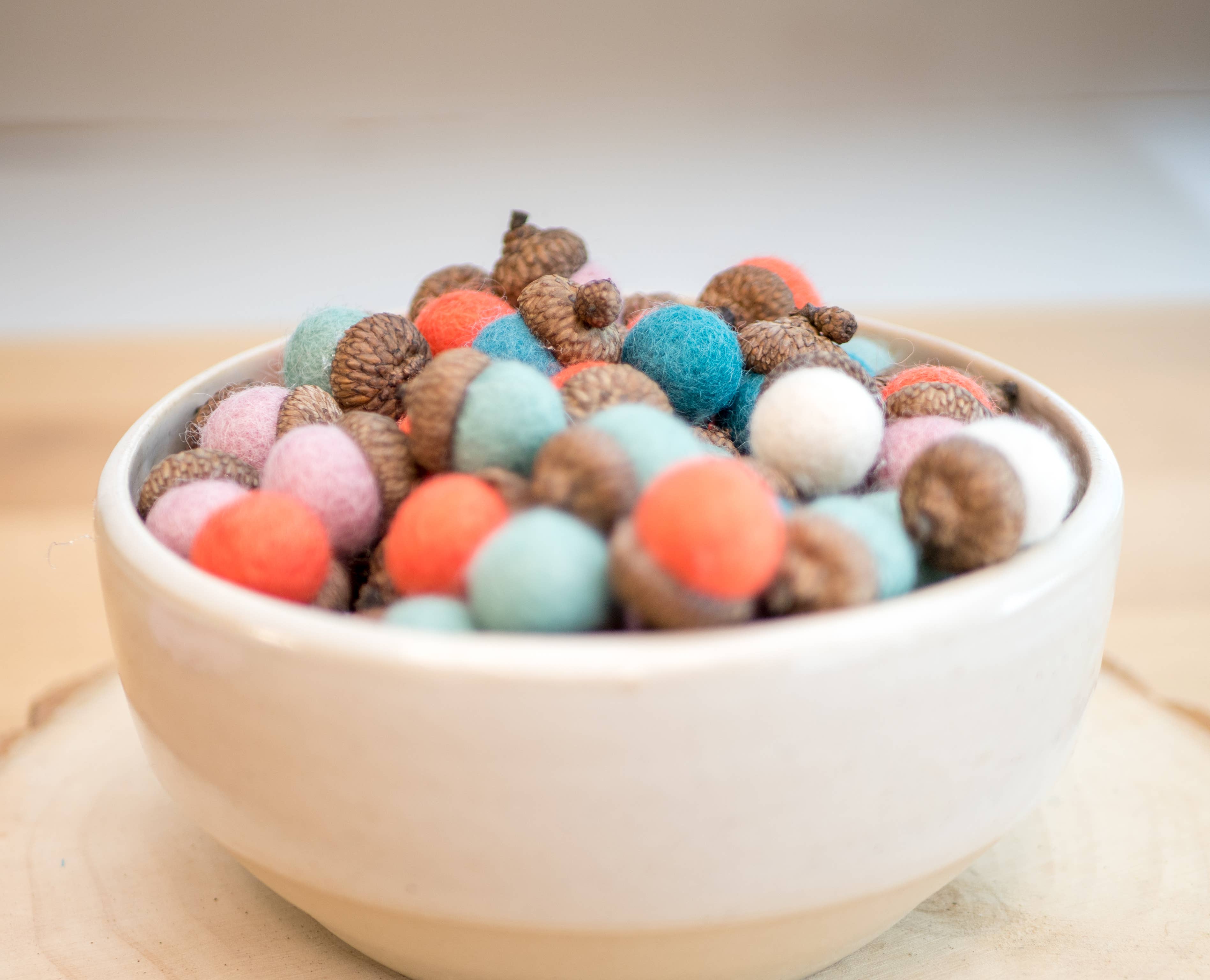 Root To Vine – wholesale Decorative tabletop object – Spring Felt Acorns-Set of 12-Spring Decor-Valentines
-Easter1