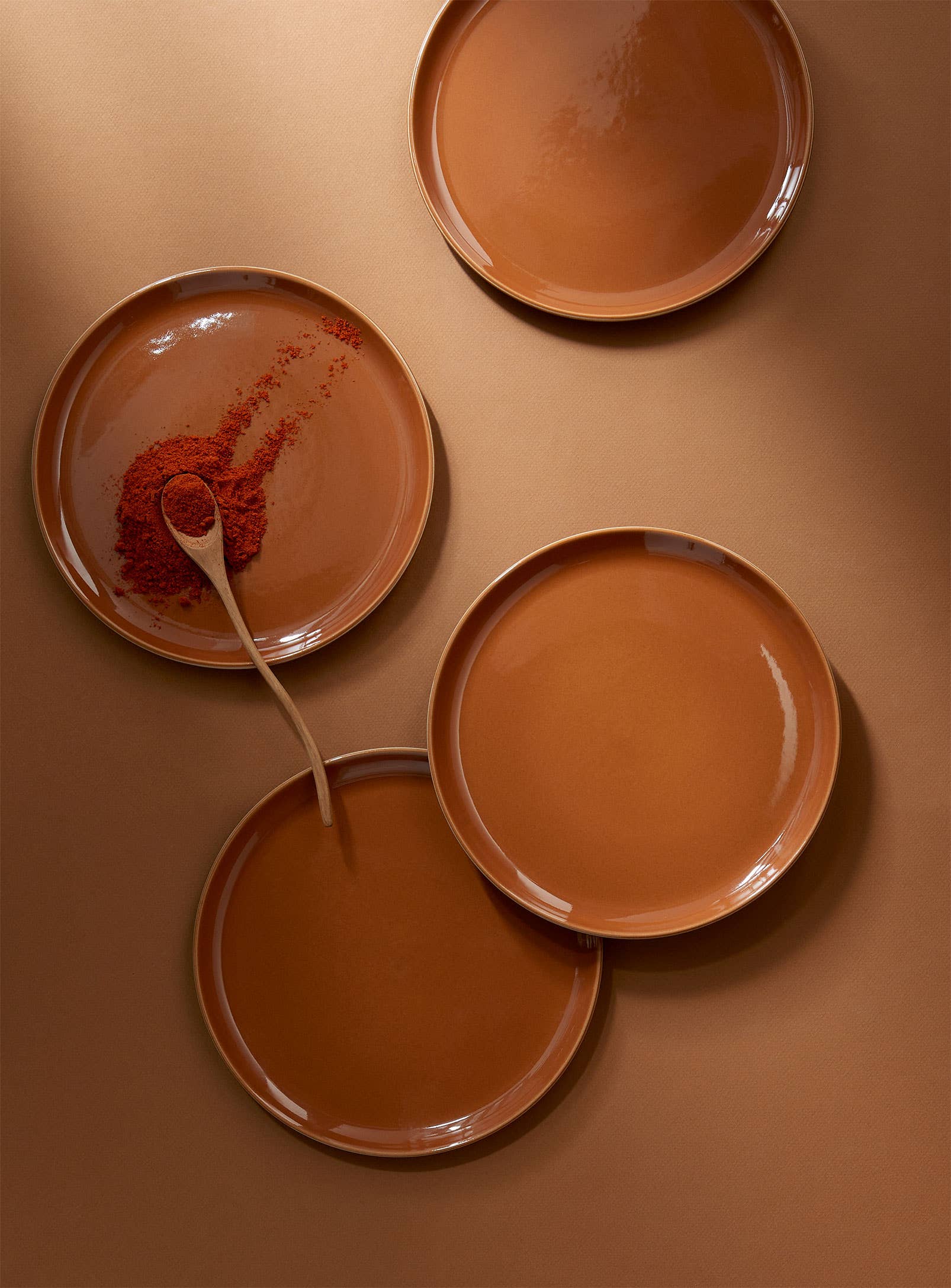 GHARYAN Stoneware & Olive Wood Tableware | Canada – wholesale Dinner plate – Handmade Stoneware Flat Salad/Dinner Plate | Edan 9.4"11