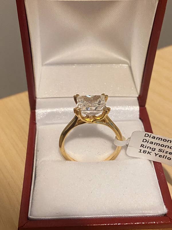 Fashionandjewels Ltd – Engroshandel Forlovelsesring – 18 karat guldring med prinsesseslebenet laboratoriedyrket diamant 4,08 ct2