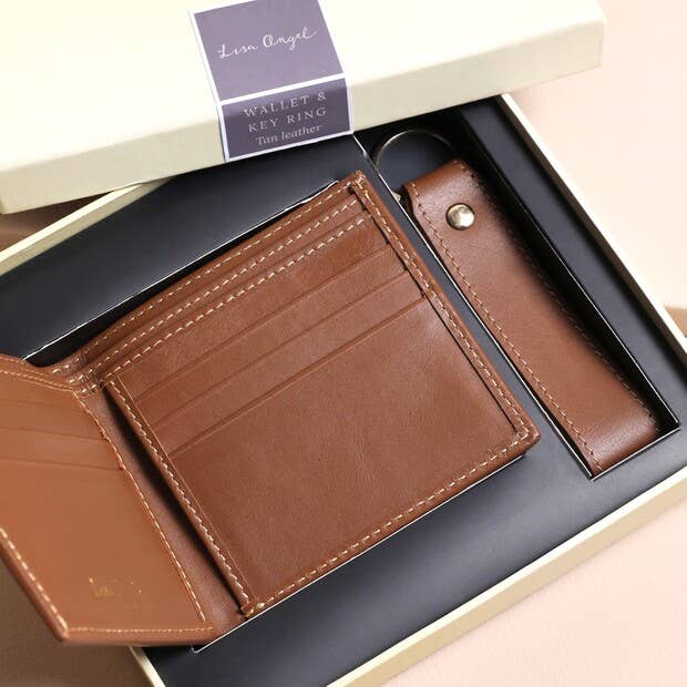Lisa Angel - Wholesale Wallet - Men's - Men's Leather Wallet and Keyring Gift Set in Tan1