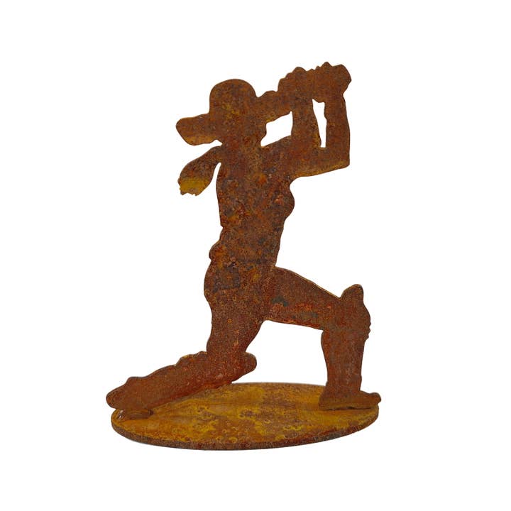 Grande giocatrice di cricket femminile, arte da giardino in metallo per la vendita all'ingrosso da parte di Overwrought