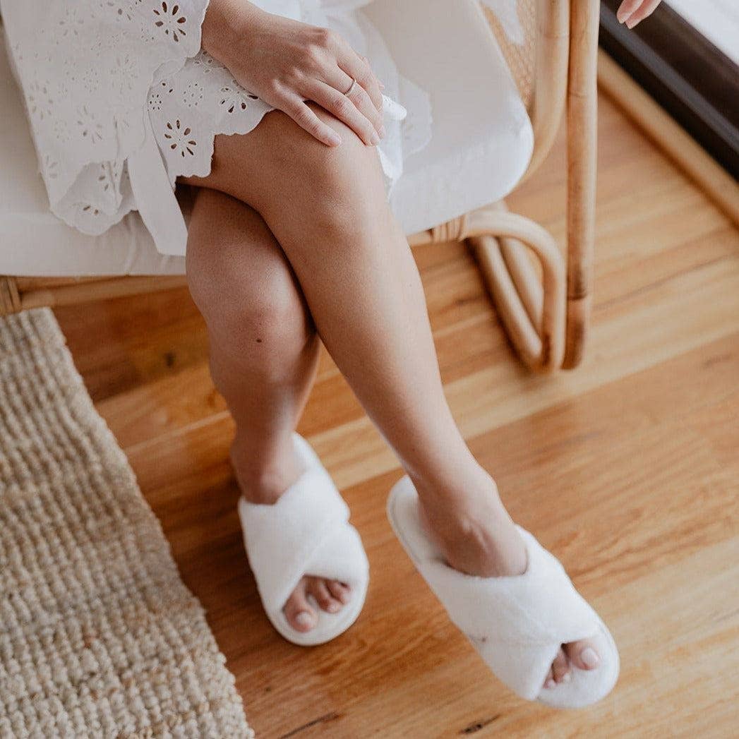 The Whole Bride - Wholesale Slippers – Women's - Fluffy Slippers3