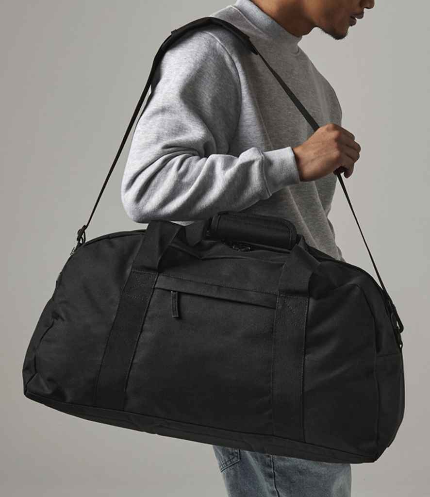 Pierre Francis - Wholesale Weekender Bag - Men's - BagBase - Classic Holdall2