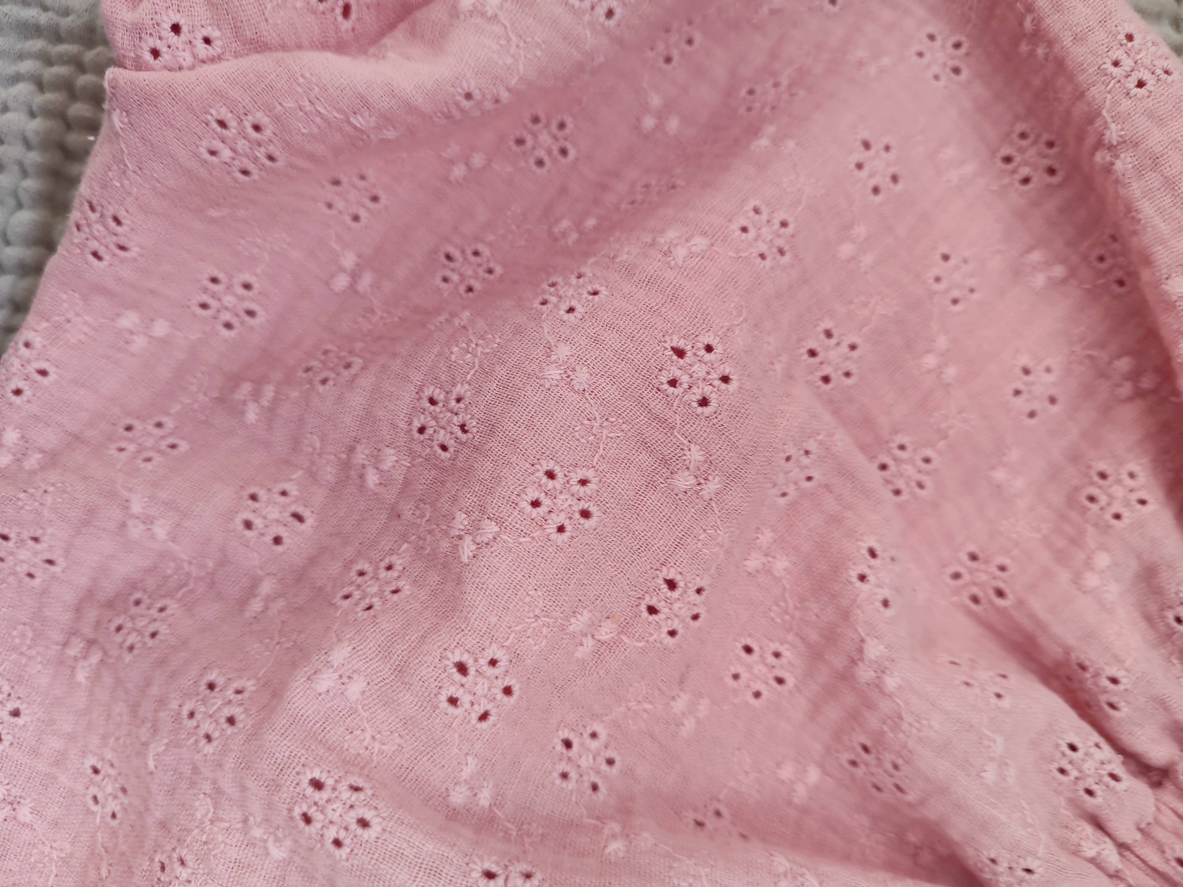 Petiteaude – Großhandel Unterwäsche/Windelüberhose – Baby – Rosafarbene, bestickte Pumphose aus Musselin mit hoher Taille3