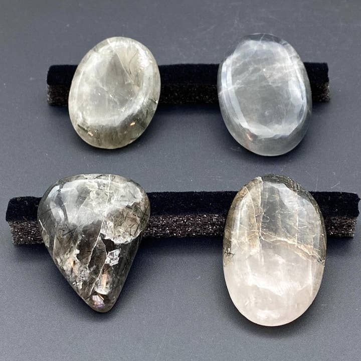 Grön rutil polerad cabochon för wholesale av Crystal River Gems LLC