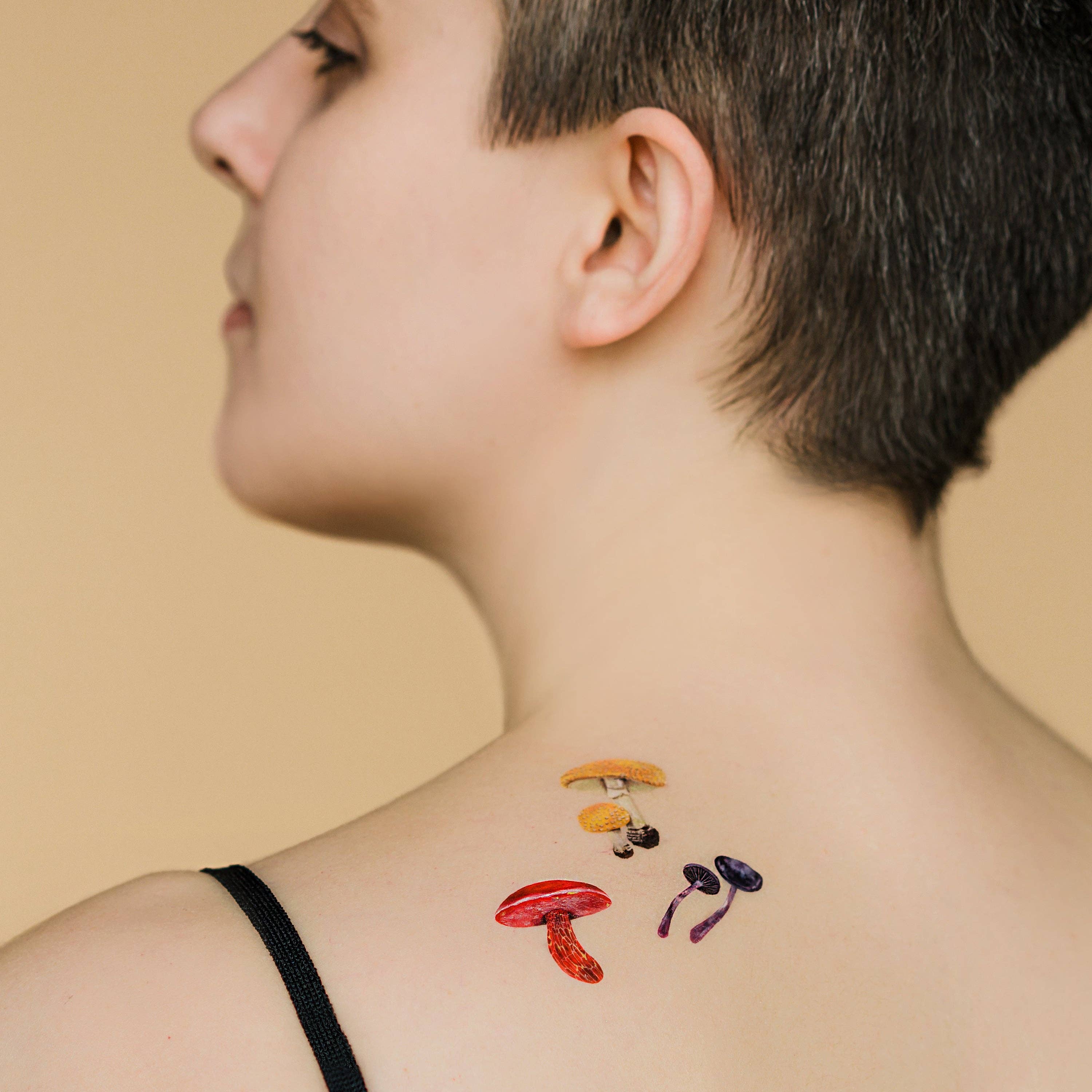 Tattly - Vente Tatouages temporaires - Feuilles de tatouage colorées sur les champignons2