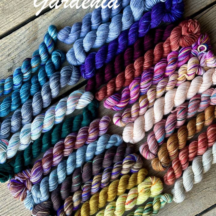 Koigu Wool Designs - Wholesale Yarn - Festive 25 day KPPPM Pencil pack29