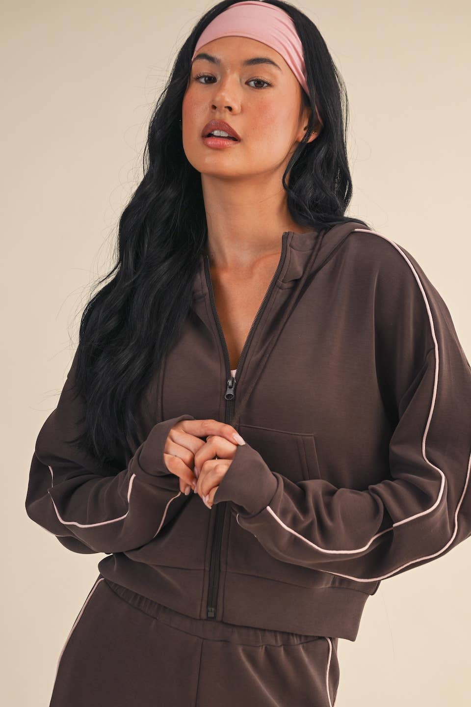 KIMBERLY C - Vendita all'ingrosso Giacca sportiva - Donna - Felpa con cappuccio e zip in scuba super morbida con profili32