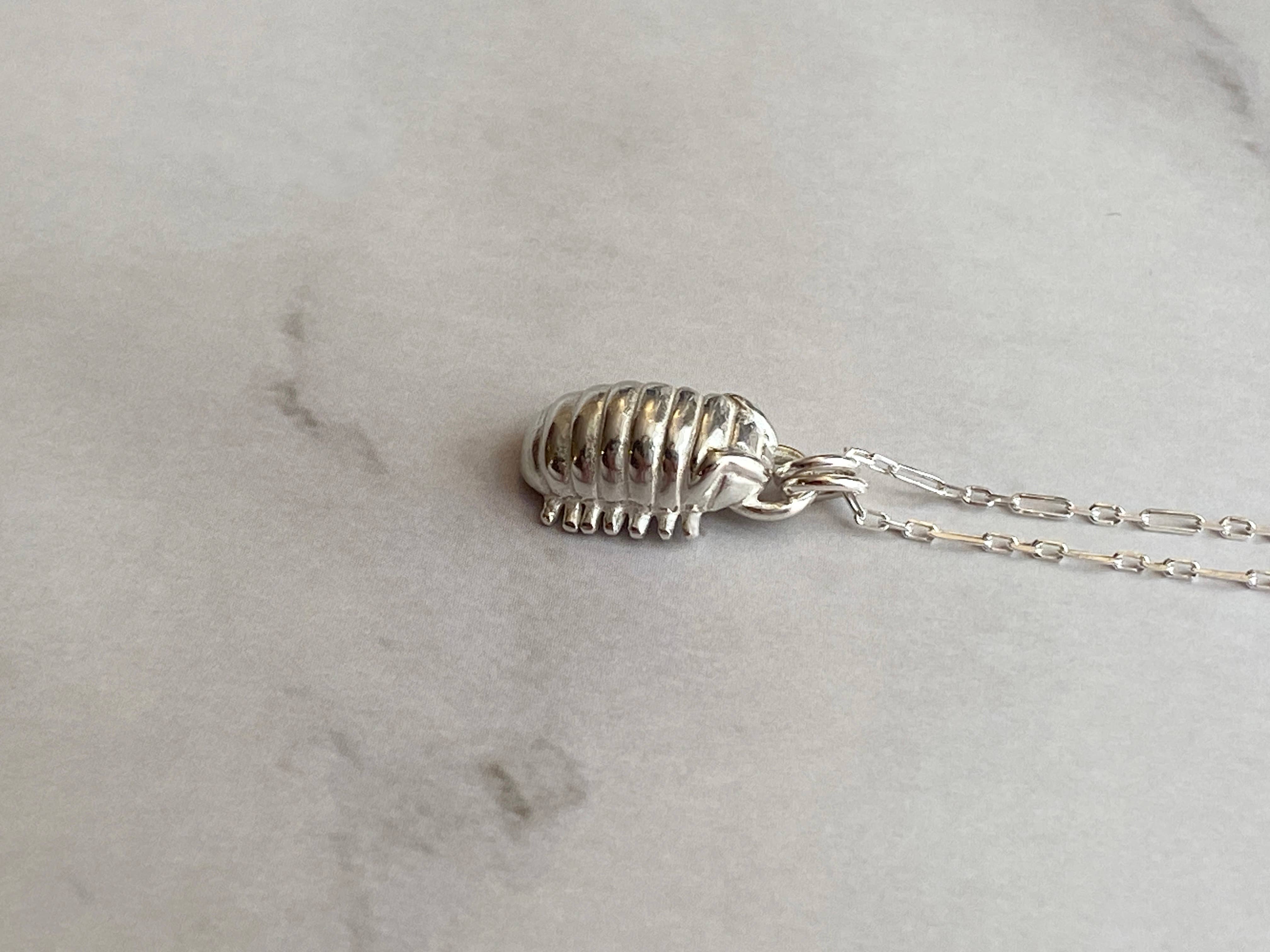 Blue Dot Jewelry - Wholesale Pendant/Charm Necklace - Silver Roly Poly Necklace7