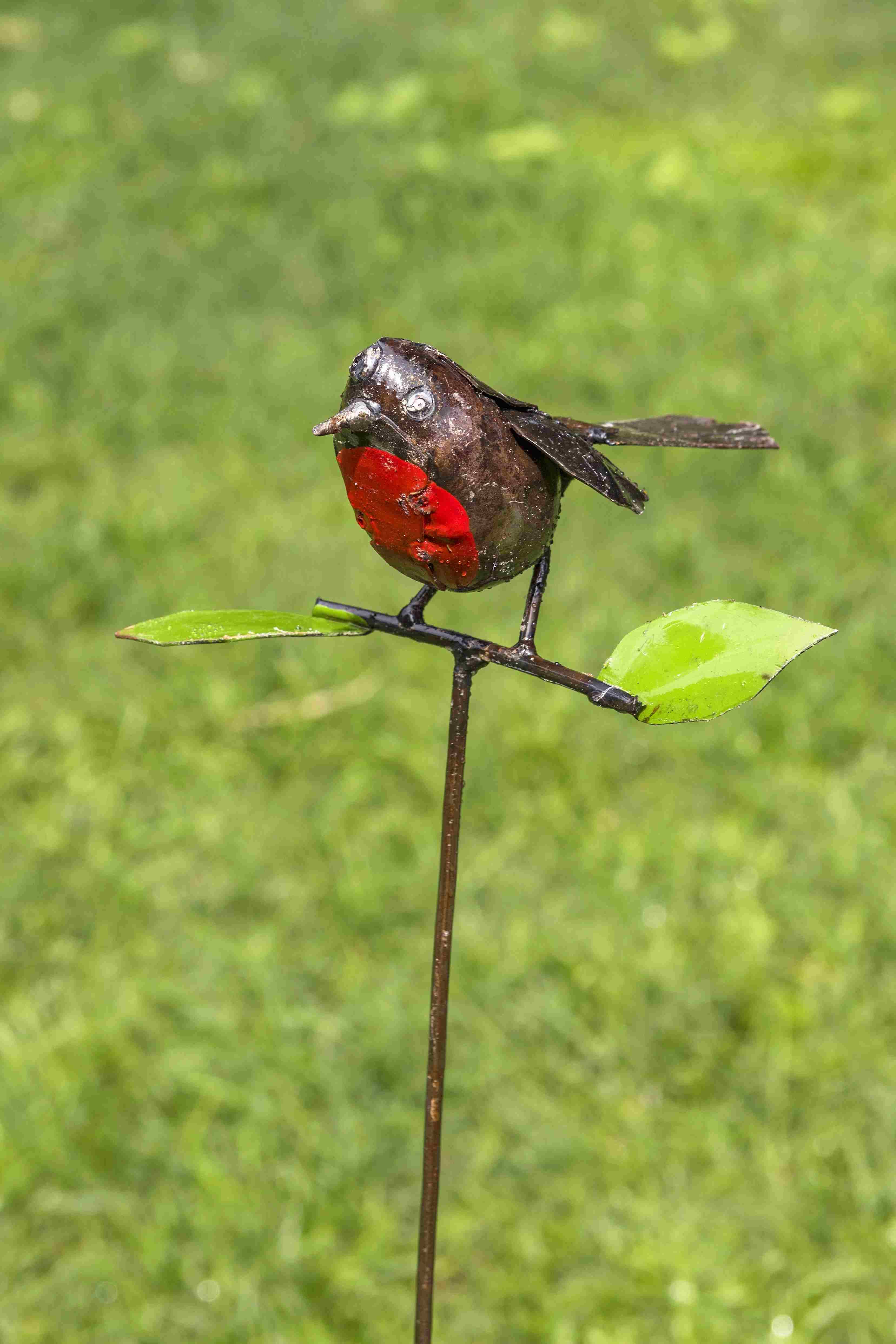Wholesale Zimba-Arts METAL MEDIUM ROBIN ON STICK WITH LEAVES