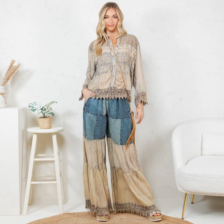 Latte Chaqueta de encaje chic con botones de concha blanca de venta al por mayor en Faire3