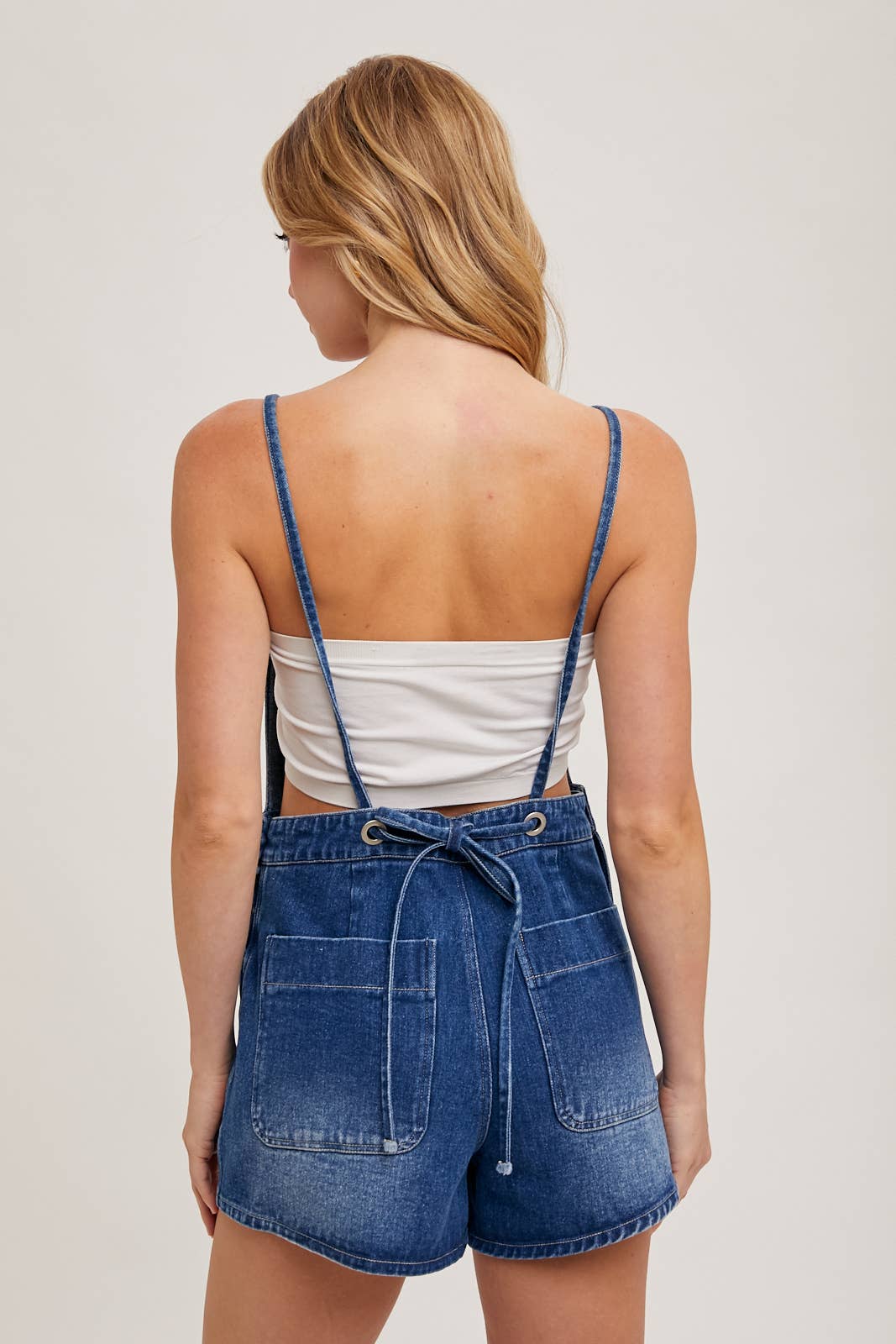 Bluivy – Engroshandel Overalls - Dame – OVERALDESHORTS I DENIM MED SLØJFE6