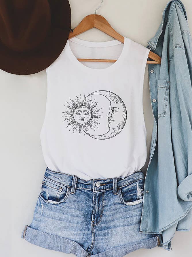 UNISHE - Wholesale Tank Top - Women's - Sun And Moon Print Tank Top STC125C200
