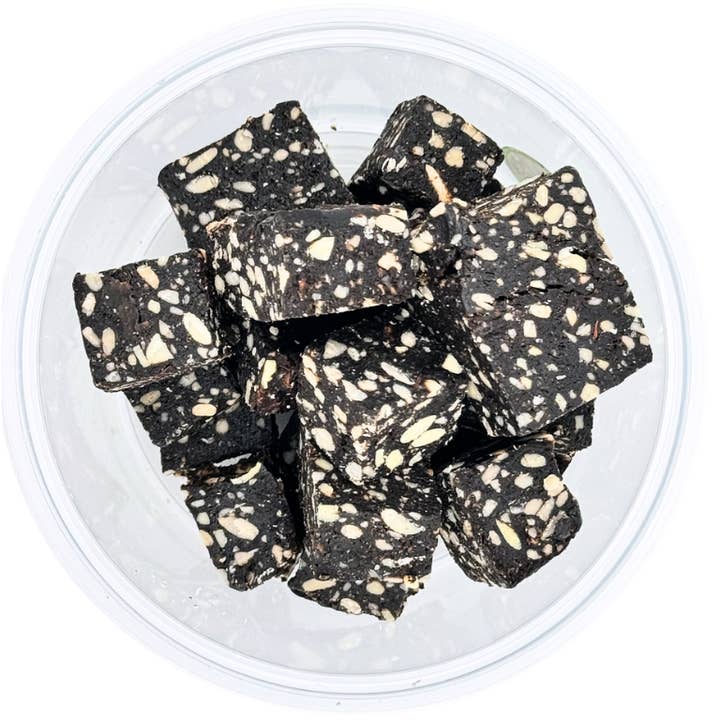 Martin's Country Store LLC - Wholesale Chocolate Covered Sweets - ORGANIC SUPER GREEN CAROB 8oz2