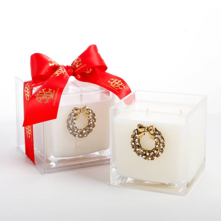 Noble Fir 20 oz Square Candle with Wreath MIN 4 for wholesale by LUX FRAGRANCES