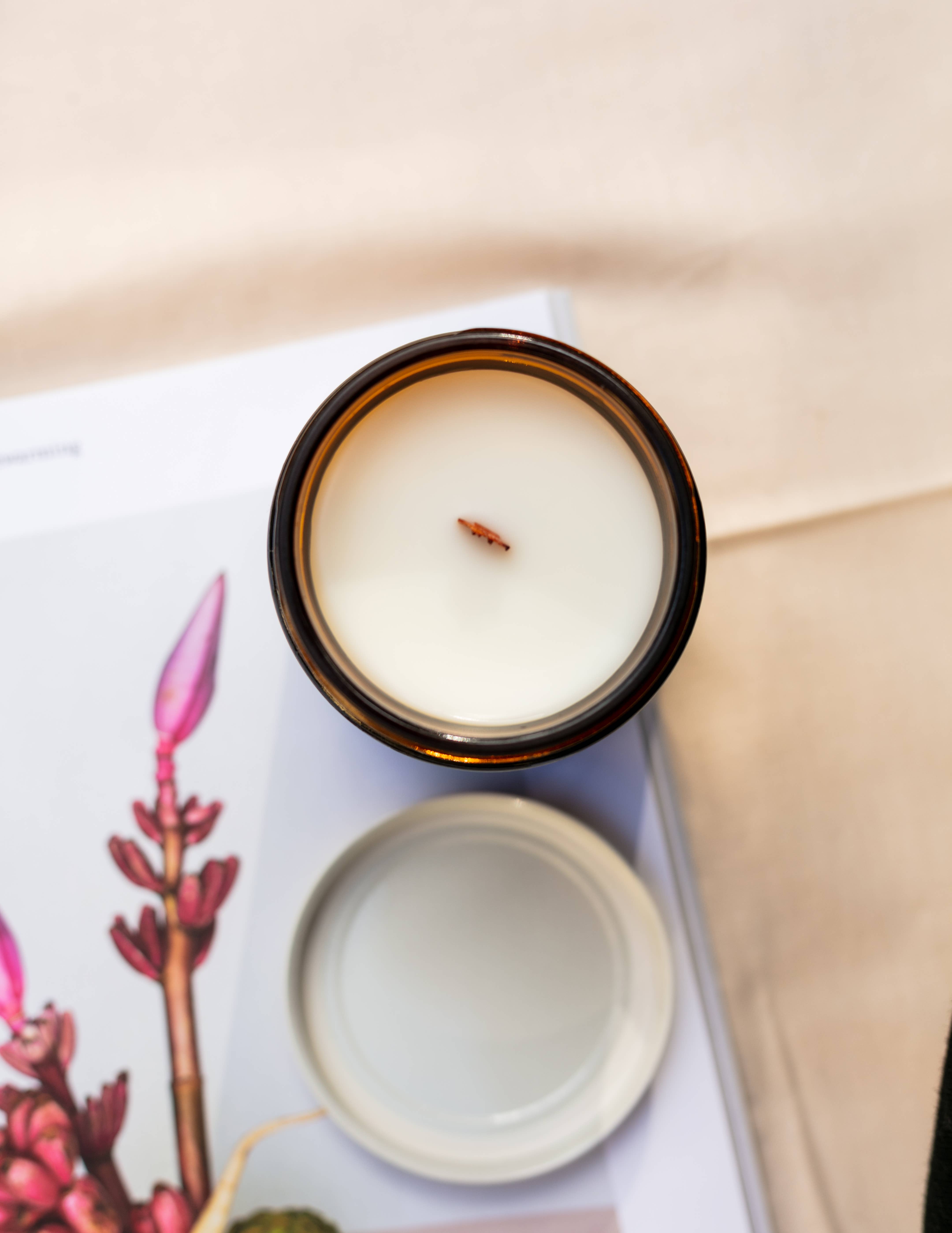 Daily Burn Candle Studio - Wholesale Pot/gevulde kaars - Lavender Raine, Keeps Me Sane Candle1