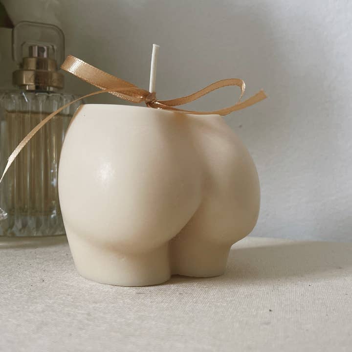 Hi Sunday Collective - Wholesale Novelty Candle - Madison Honey Bourbon Scented Novelty Candle1