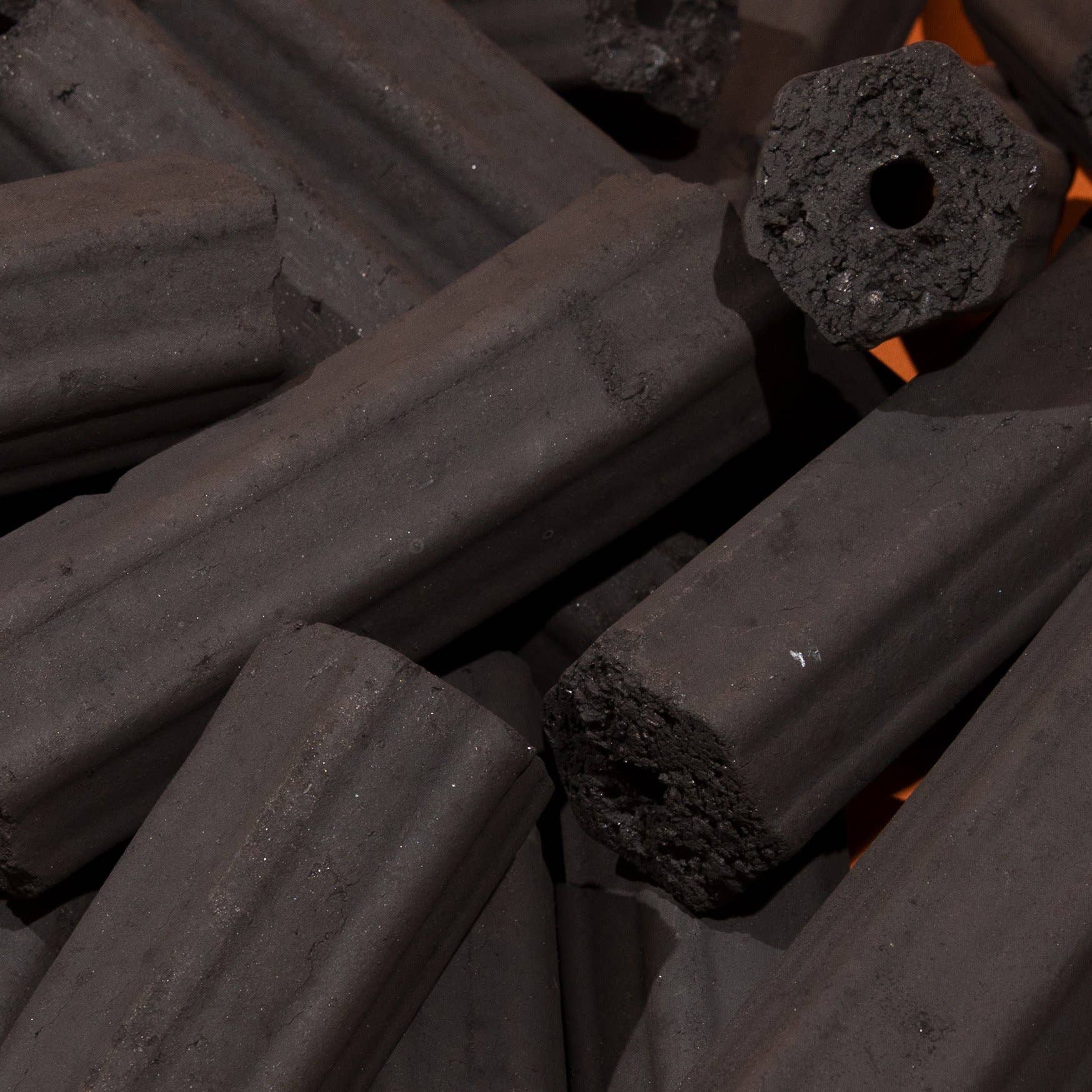 CHARBLOX - Wholesale Charcoal - CHARBLOX Ultra Premium Sustainable Hardwood Grilling Charcoal Logs3