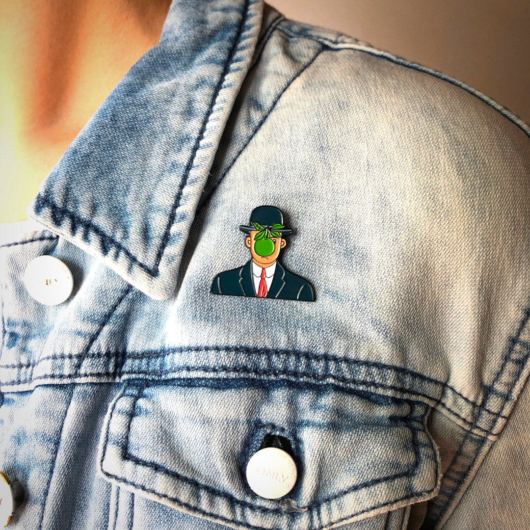 Today is Art Day – wholesale Lapel pin/button – Pin - Son of Man - Magritte4