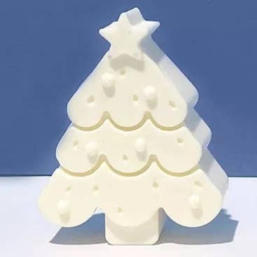 Nadia Vicente - Wholesale Novelty Candle - Small Christmas tree1