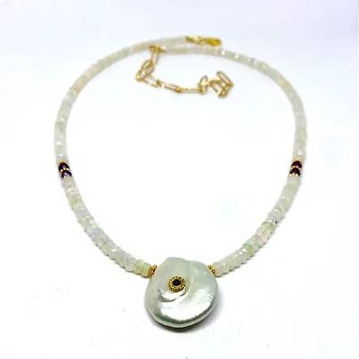 Upala necklace for wholesale by Les Hippies