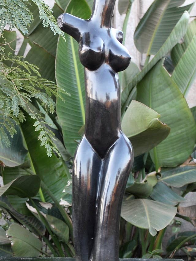 Torse pour la vente par AVAC Arts