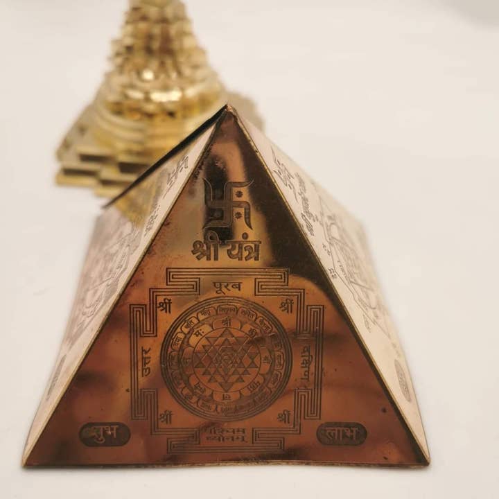 jiomind – Großhandel Spiritueller Stein/Kristall – Kupferpyramide Yantra