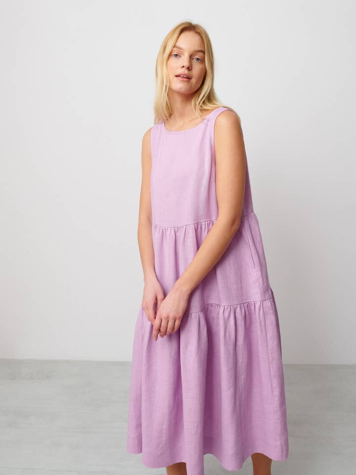 Abito midi in lino senza maniche Agota per la vendita all'ingrosso da parte di Love and Confuse