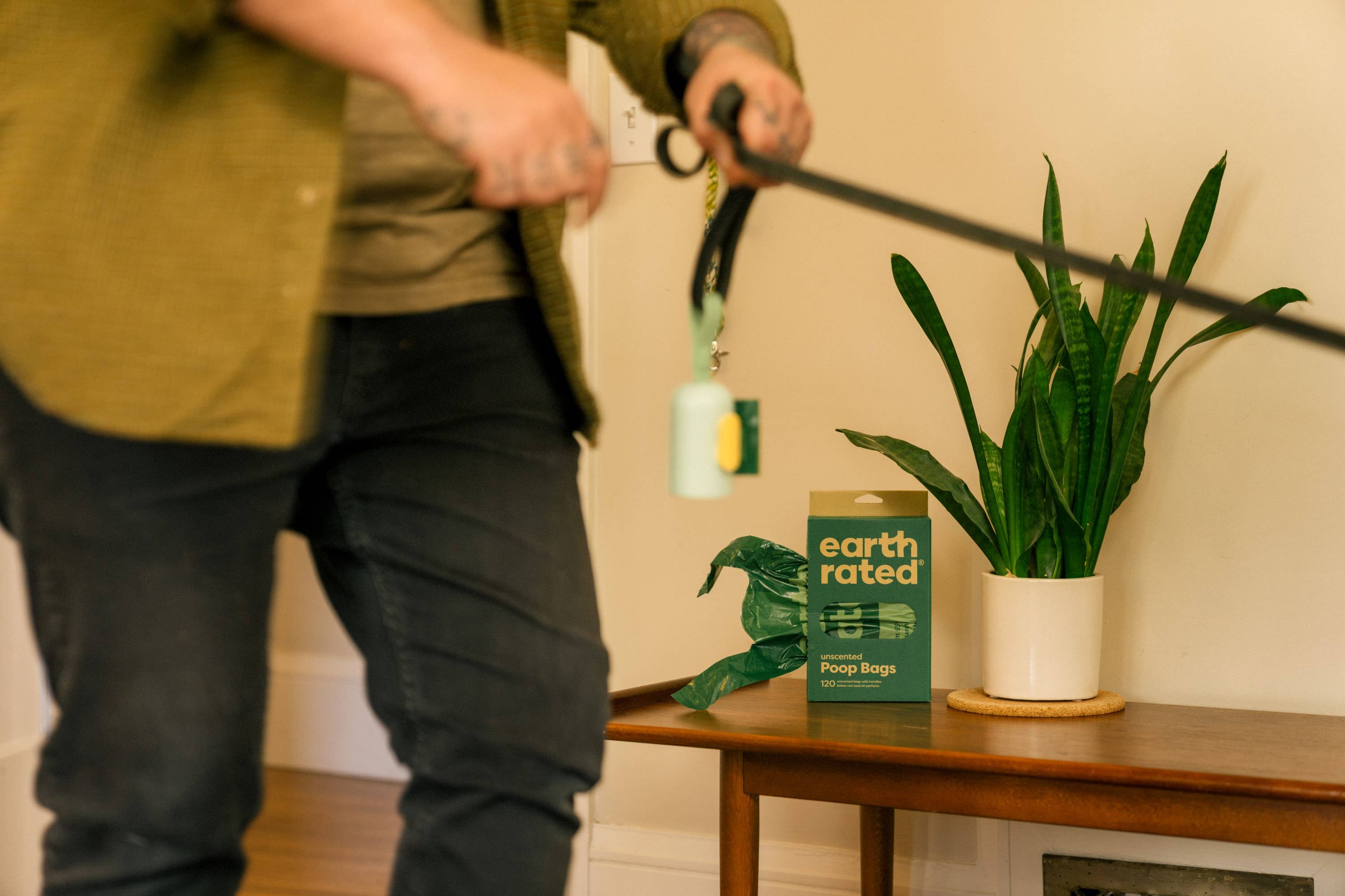 Pet Palette Distribution - Wholesale Pet Poop Bag - Earth Rated Unscented Easy-Tie Handle Bags 120ct6