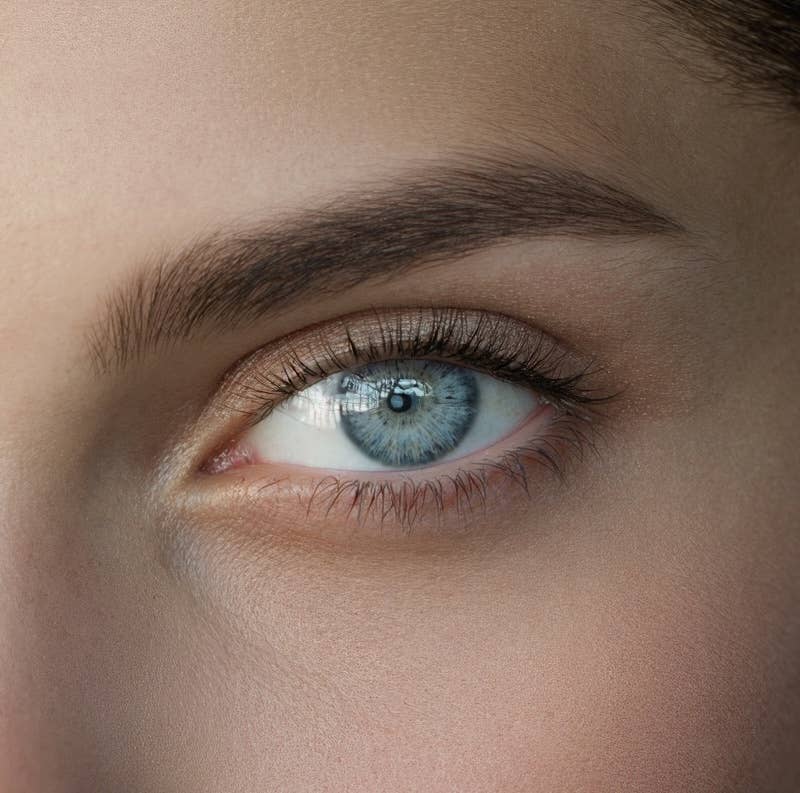 LE SOURCIL par Angélik Iffennecker - Wholesale Eyebrow Pencil/Filler - EYEBROW PENCIL V - ASH BROWN WATERPROOF2