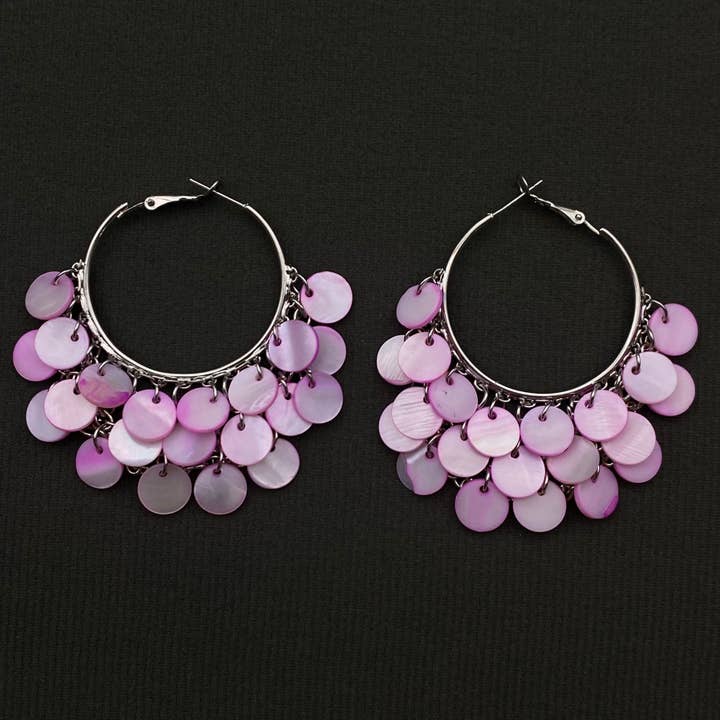 Øreringe med lyserøde skaller og frynser for engroshandel hos Mio Queena