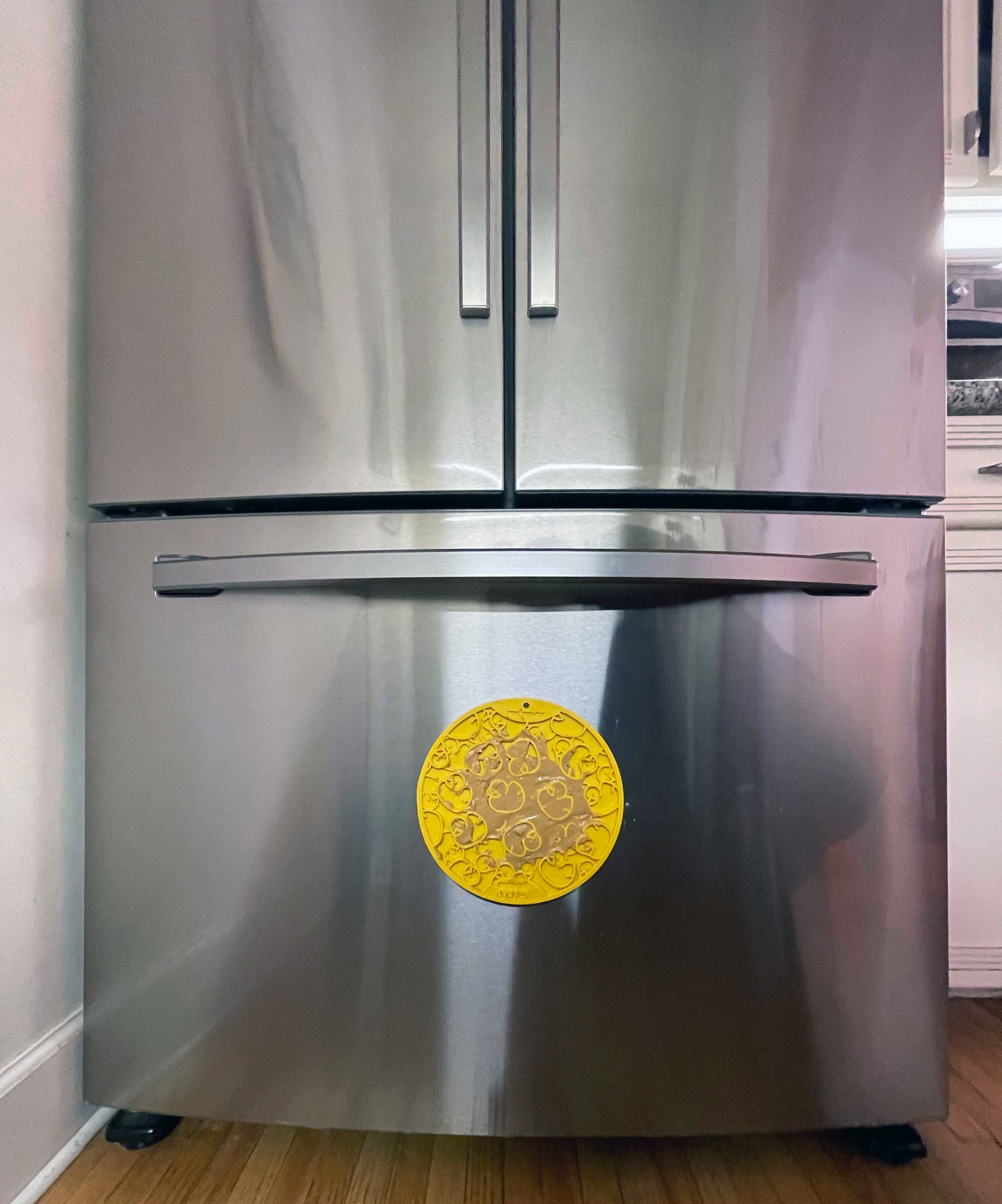 SodaPup Dog Toys - Venta al por mayor Esterilla para comedero de mascotas - Perros - Tapete para lamer carne con ventosas Duckies Design7